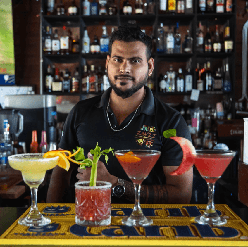 Zanzi Bar & Grill photo 7