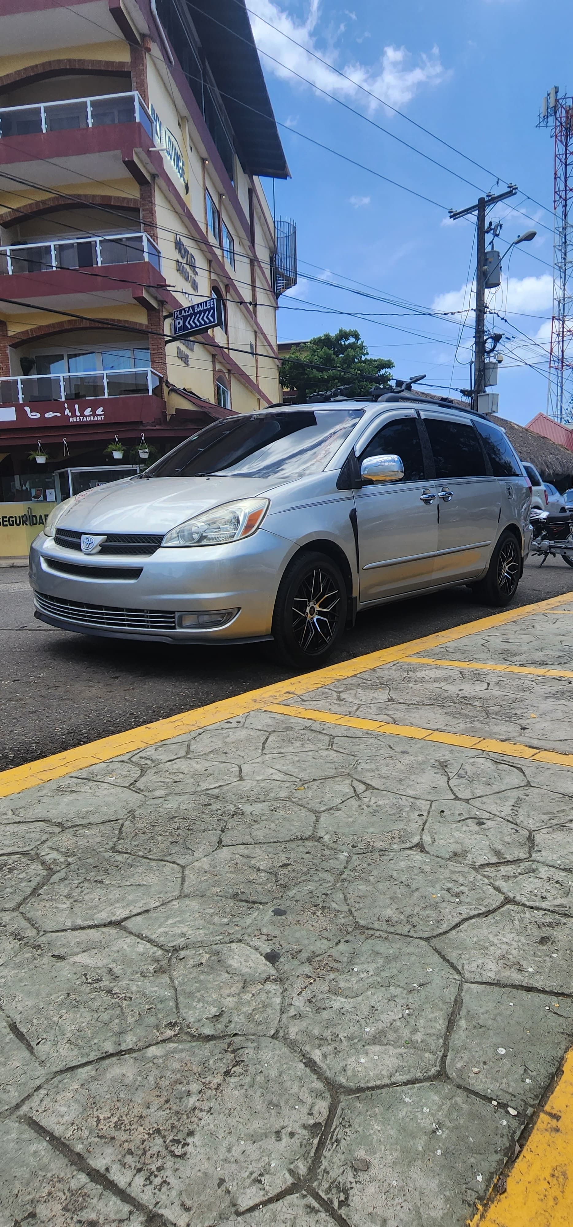 Van 1